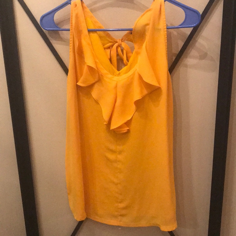 Express Ruffle Top (large)